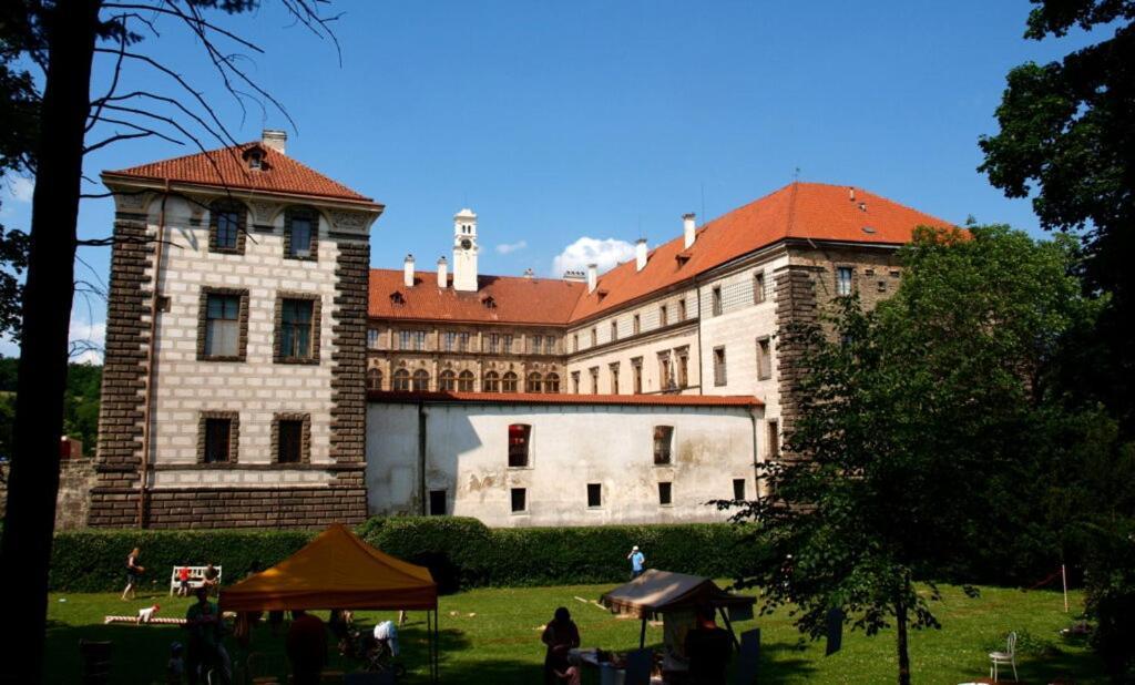 Otvovice Ubytovani U Okore المظهر الخارجي الصورة